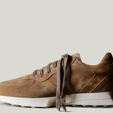 R1 Sneaker . Tan Suede