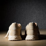 R1 Sneaker . Sand Suede