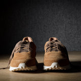 R1 Sneaker . Tan Suede