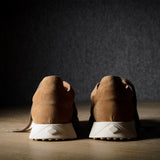 R1 Sneaker . Tan Suede